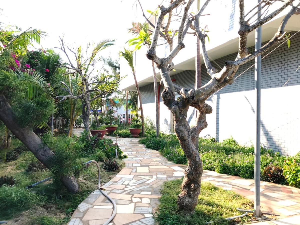 Oceanward Hotel&Resort Long Hai Buitenkant foto